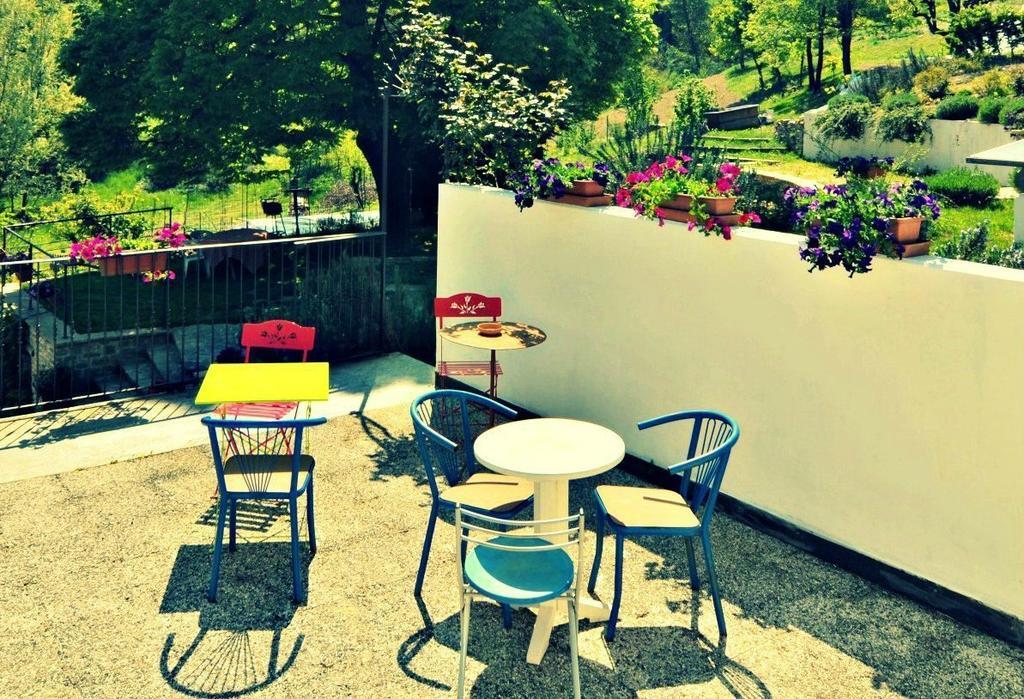 Гостевой дом Cascina Il Convivio Диано-д'Альба Экстерьер фото